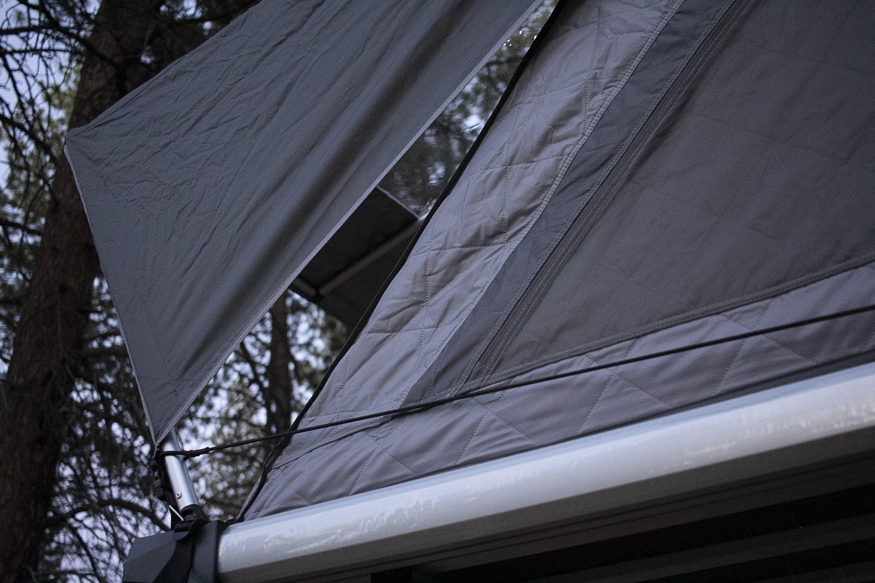 Freespirit Recreation High Country 55" Premium Rooftop Tent